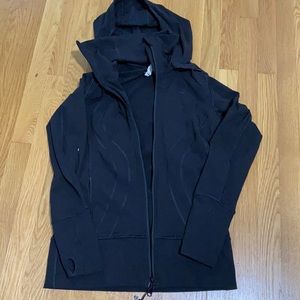 Lululemon black stride jacket size 8